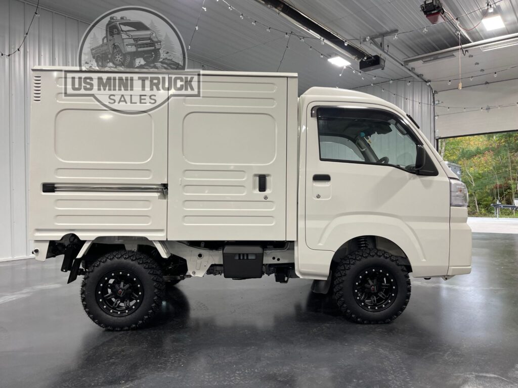 Box Truck 1