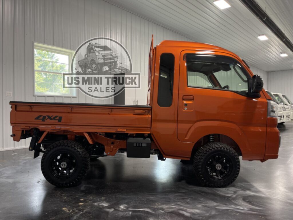 Orange Jumbo 1