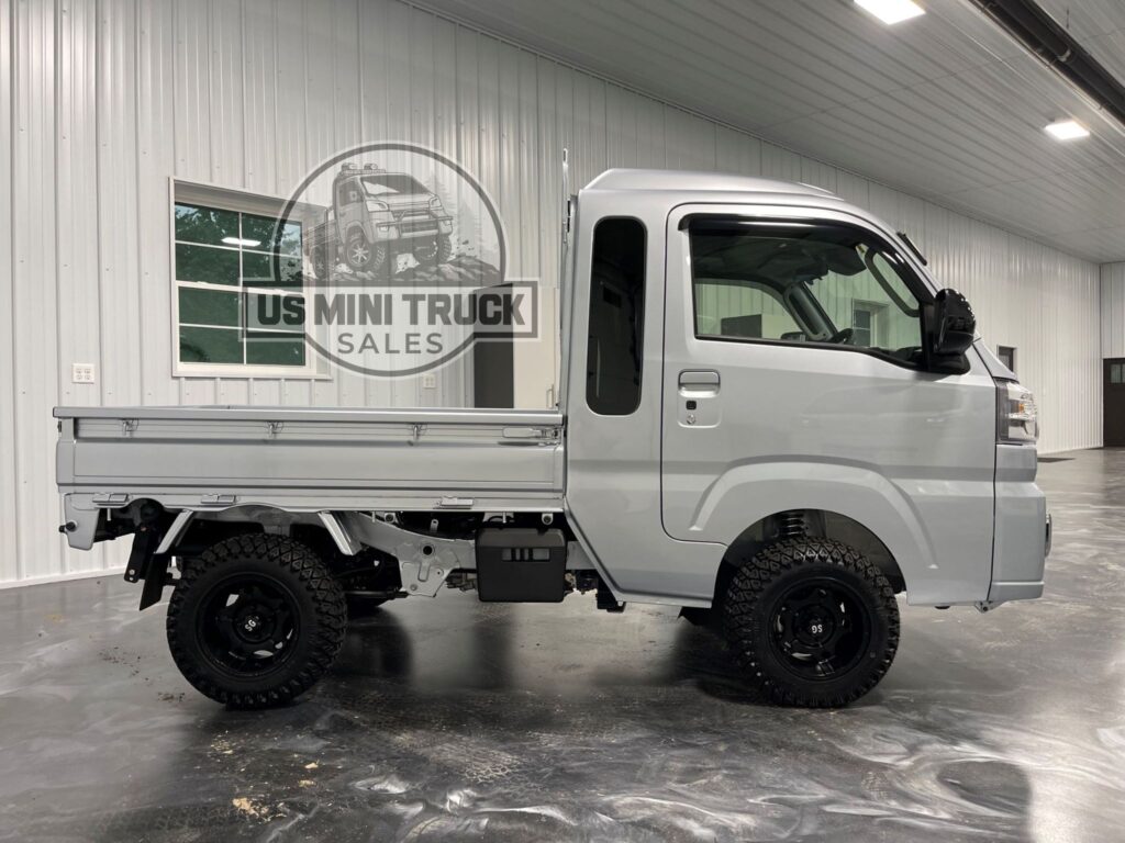 Silver Jumbo 1